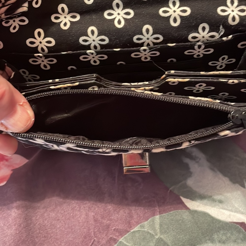 Vera Bradley wristlet- final sale - Picture 5 of 5